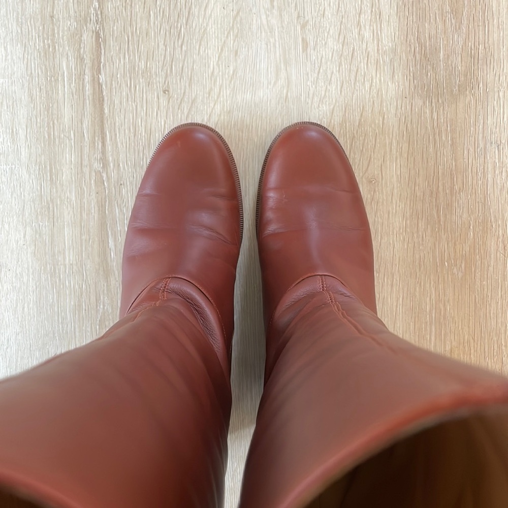 Louboutin Cate Chained Cognac Leather Riding Boots - 38.5 - Picture 4 of 9